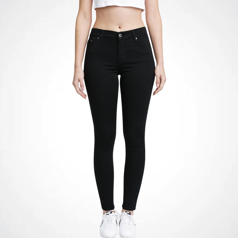 NWT Pistola Gia Midrise Skinny in Onyx